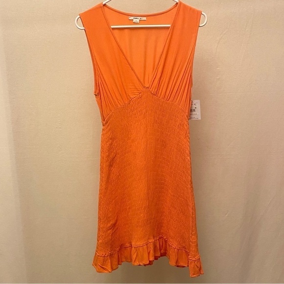 O’Neill NWT Dallas Dress Peach Orange Smocked Beachy Sleeveless Size Large - Picture 5 of 10